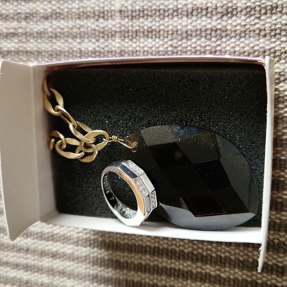 Lia Sophia Gridlock ring